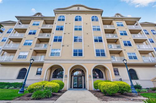 207-2203 Dorrington St, Houston, TX, 77030-3282 | Card Image