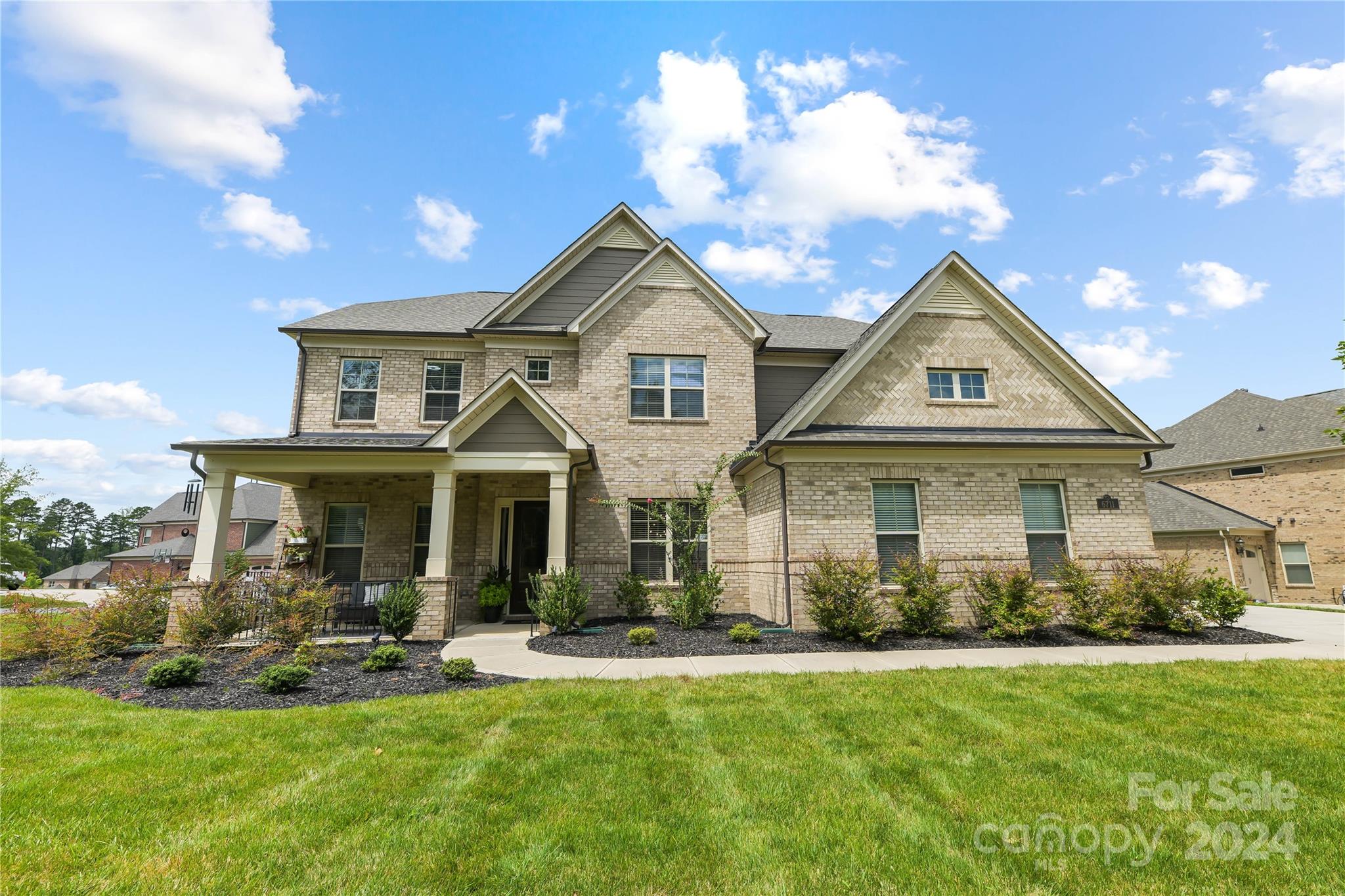 Calvert Commons Dr, Huntersville, NC 28078