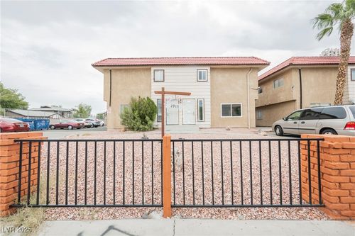 11c-2915 Cedar Ave, Las Vegas, NV, 89101-3832 | Card Image