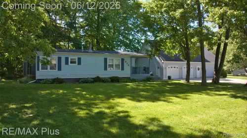 1926 New Rochelle Dr, Lapeer, MI, 48446-9722 | Card Image