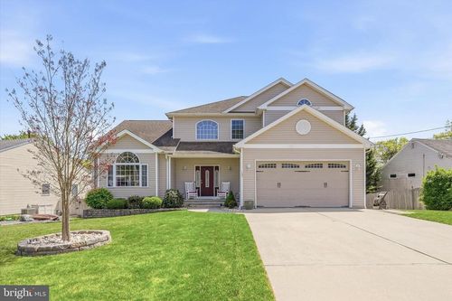 137 Mooring Rd, MANAHAWKIN, NJ, 08050-1632 | Card Image