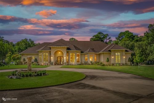 2002 N Cross Dr, Shreveport, LA, 71107-9418 | Card Image