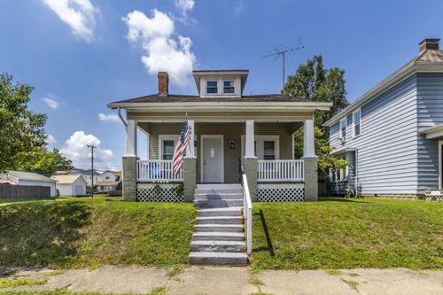 601 Oakwood Ave, Lancaster, OH, 43130-3217 | Card Image