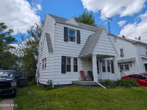 4037 Packard Rd, Toledo, OH, 43612-1935 | Card Image