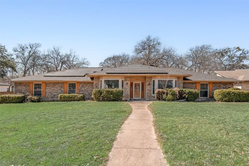 1301 Ranch Valley Dr, Desoto, TX, 75115-3507 | Card Image