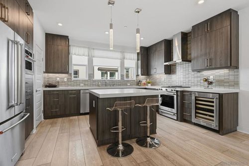 2806 Avella Cir, San Diego, CA, 92108 | Card Image