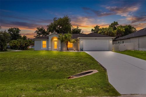 2217 Pickard Ln, NORTH PORT, FL, 34286-7618 | Card Image