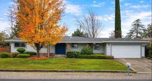 8467 Hidden Valley Cir, Fair Oaks, CA, 95628-6120 | Card Image