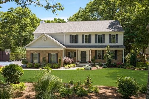 64 Fieldstone Ln, Saunderstown, RI, 02874-1953 | Card Image