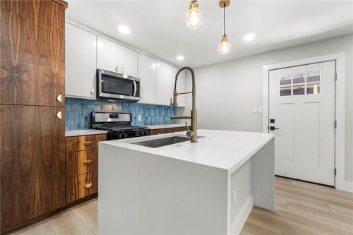 a-1509 Braes Ridge Dr, Austin, TX, 78723-1805 | Card Image