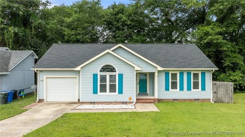 6536 Applewhite Rd, Fayetteville, NC, 28304-6036 | Card Image