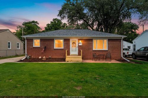 1225 Redwood Drive, GREEN BAY, WI, 54304 | Card Image