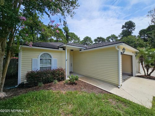 10777 Alumni Way, JACKSONVILLE, FL, 32246-7668 | Card Image