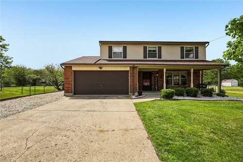 8653 Twincreek Dr, Franklin, OH, 45005-4039 | Card Image