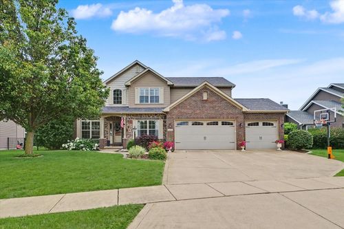 1203 White Oak Rd, Mahomet, IL, 61853-7643 | Card Image