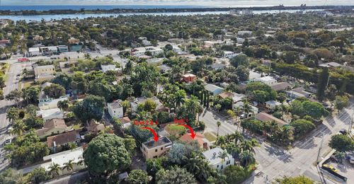 711 36th St, West Palm Beach, FL, 33407-4305 | Card Image