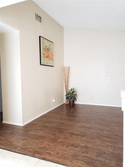 a-10604 Lanshire Dr, Austin, TX, 78758-4628 | Card Image