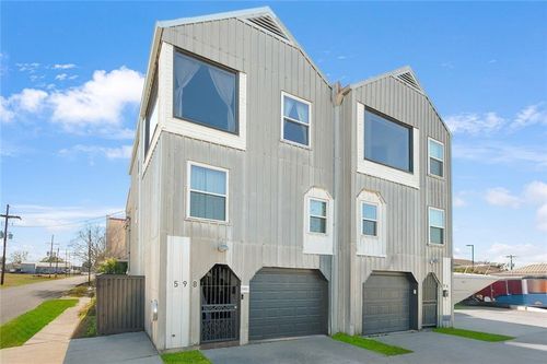 596 River Rd, Westwego, LA, 70094-3660 | Card Image