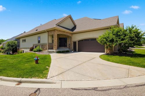 905 Castle Stone Pass, Madison, WI, 53593 | Card Image