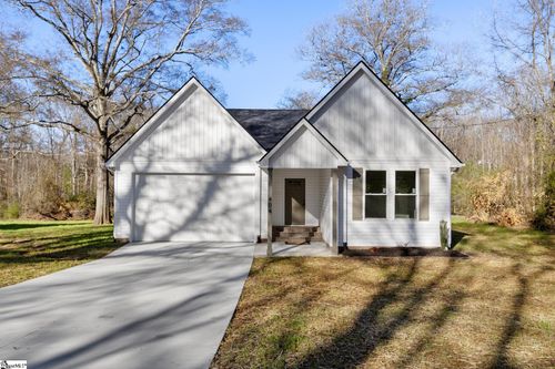 404 Burrell St, Pendleton, SC, 29670-1645 | Card Image