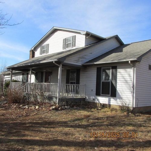 465 Mcmoon Ln, Stuart, VA, 24171-4243 | Card Image