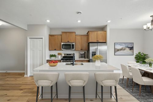 10318 Birchwood Cir, Victoria, MN, 55318-7455 | Card Image