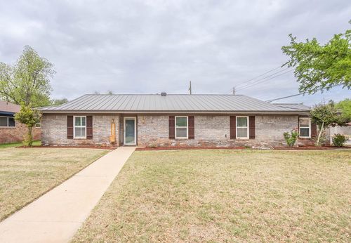 2800 Auburn Dr, Midland, TX, 79705-4902 | Card Image