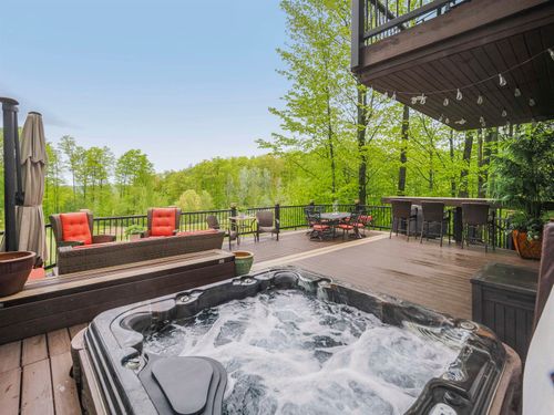 2506 Hawks Eye Dr, Bellaire, MI, 49615-5151 | Card Image