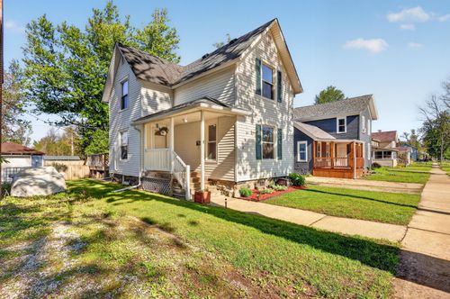 508 Maple St, Three Rivers, MI, 49093-2416 | Card Image