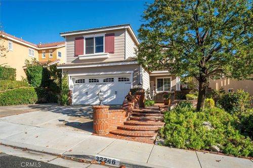 32246 Big Oak Ln, Castaic, CA, 91384-4123 | Card Image