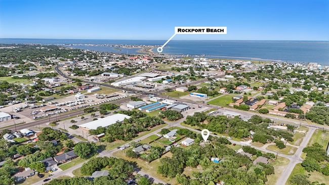 213 S Fuqua St, House other with 2 bedrooms, 2 bathrooms and null parking in Rockport TX | Image 19