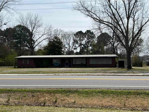 1905 W Center St, Beebe, AR, 72012-2542 | Card Image