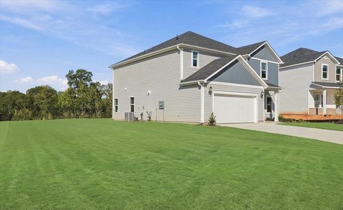 947 Rising Oak Ct, Spartanburg, SC, 29301-7904 | Card Image