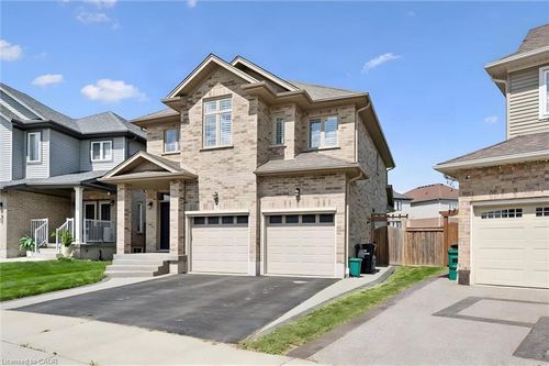 941 Eden Oak Crt, Kitchener, ON, N2A0H4 | Card Image
