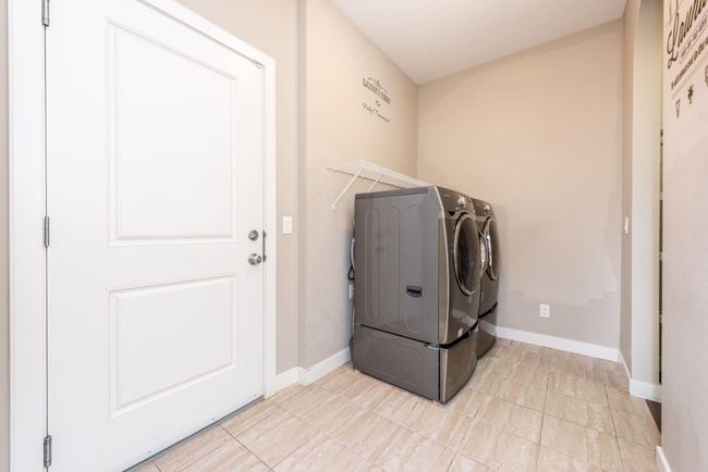 134 Skyview Ranch St Ne, House other with 5 bedrooms, 4 bathrooms and 4 parking in Calgary AB | Image 6