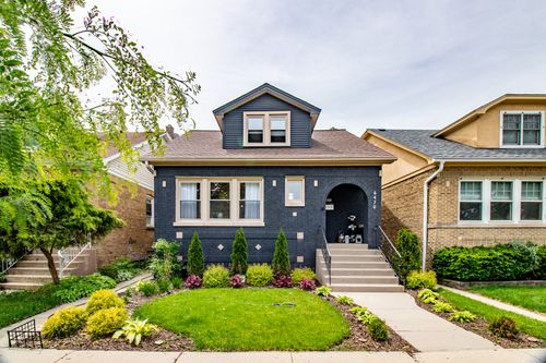 6470 N Newcastle Ave, CHICAGO, IL, 60631-2055 | Card Image