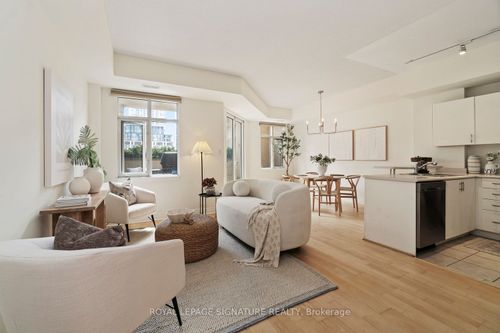 207-550 Front St W, Toronto, ON, M5V3N5 | Card Image