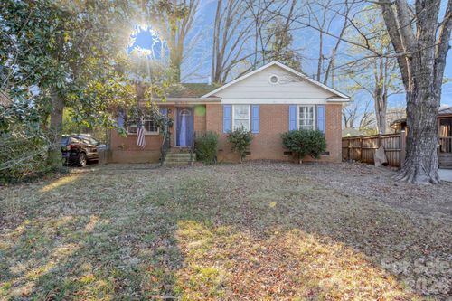 835 Ranch Rd, Charlotte, NC, 28208-1708 | Card Image