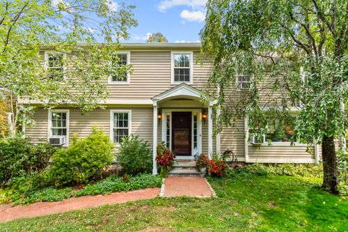 6 Old Green Rd, Sandy Hook, CT, 06482-1043 | Card Image