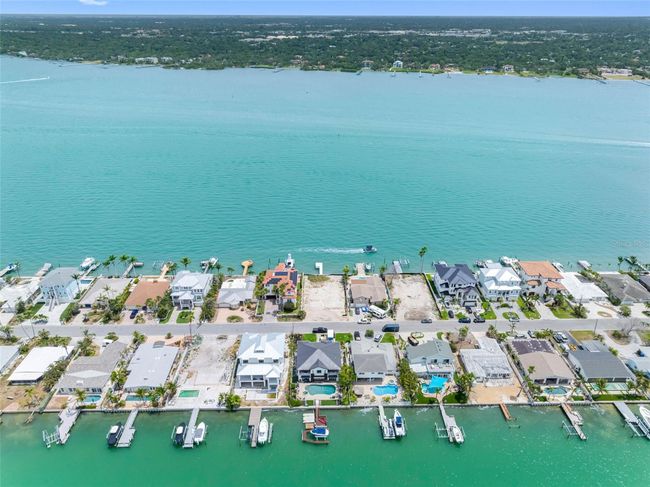 11285 9 Th St E, Home with 0 bedrooms, 0 bathrooms and null parking in TREASURE ISLAND FL | Image 5