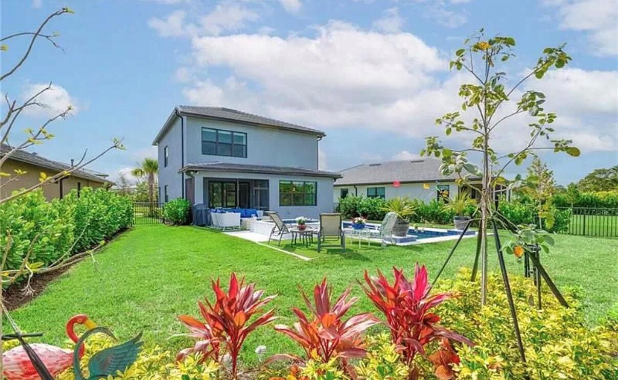 Residential in Oakland Park 5