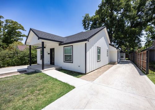 809 Haynes Ave, Fort Worth, TX, 76103-3518 | Card Image
