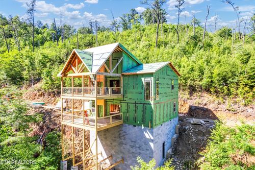 928 Ski Mountain Rd, Gatlinburg, TN, 37738 | Card Image