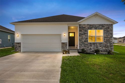 3319 Craven Dr, North Liberty, IA, 52317 | Card Image