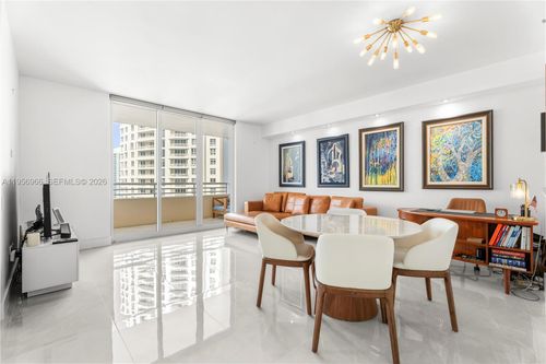 apt-3007-808 Brickell Key Dr, Miami, FL, 33131-2691 | Card Image