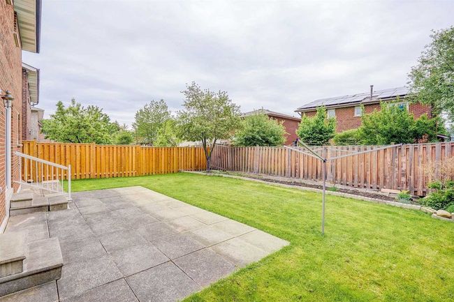 93 Longmeadow Cres, House other with 4 bedrooms, 3 bathrooms and 4 parking in Markham ON | Image 30