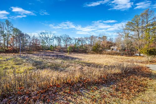 267 Old Country Rd, Eastport, NY, 11941-1453 | Card Image