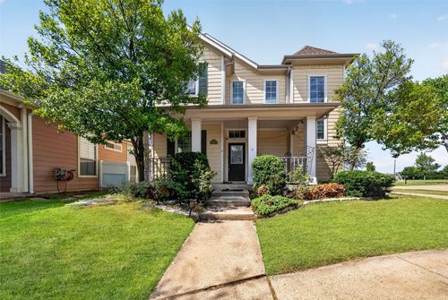 1833 Forsythe Dr, Savannah, TX, 76227-7716 | Card Image