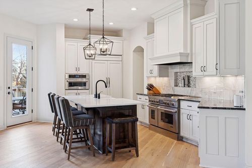 9716 Glacier Bay, Eden Prairie, MN, 55347-2615 | Card Image