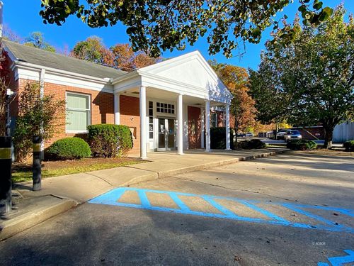 368 Richland Ave, Athens, OH, 45701-3204 | Card Image